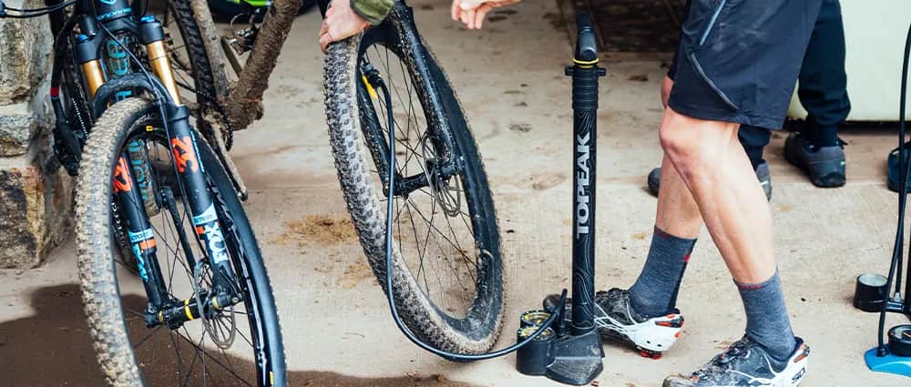 Idealne ciśnienie w oponach rowerowych 20 cali. Uniknij przykrych niespodzianek!