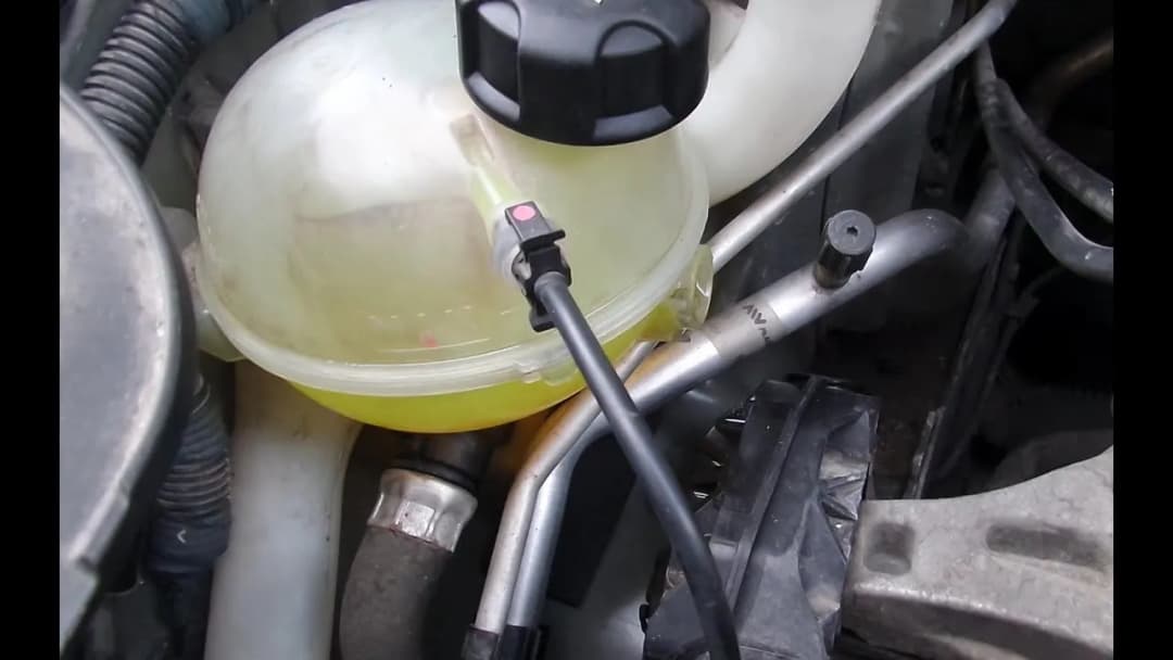 Ile płynu do chłodnicy Citroen C3? Sprawdź, aby uniknąć problemów