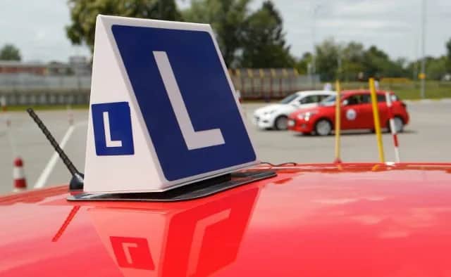 Ile trzeba mieć punktów, żeby zdać prawo jazdy? Sprawdź wymagania!