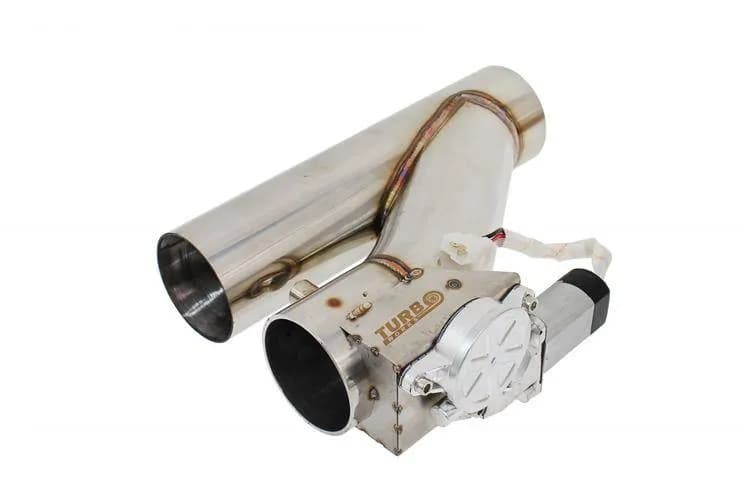 Czy przepustnica wydechu jest legalna? Sprawdź ważne przepisy i zasady