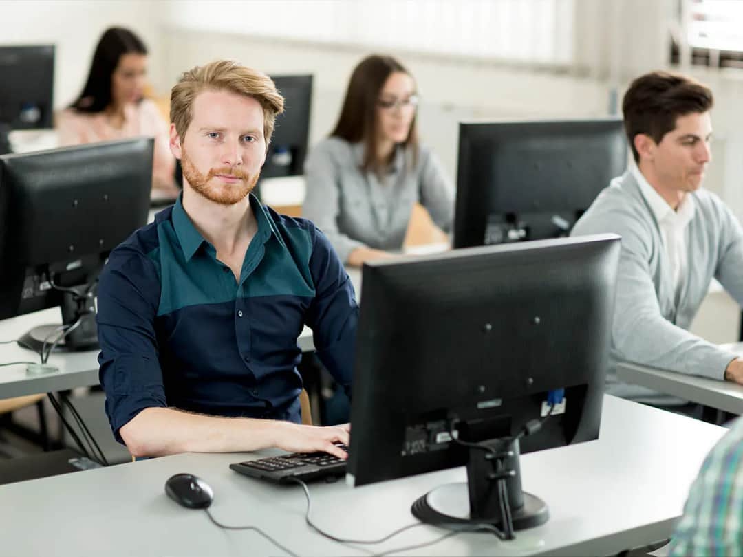 Ile waży egzamin teoretyczny prawa jazdy? Kluczowe informacje, które musisz znać