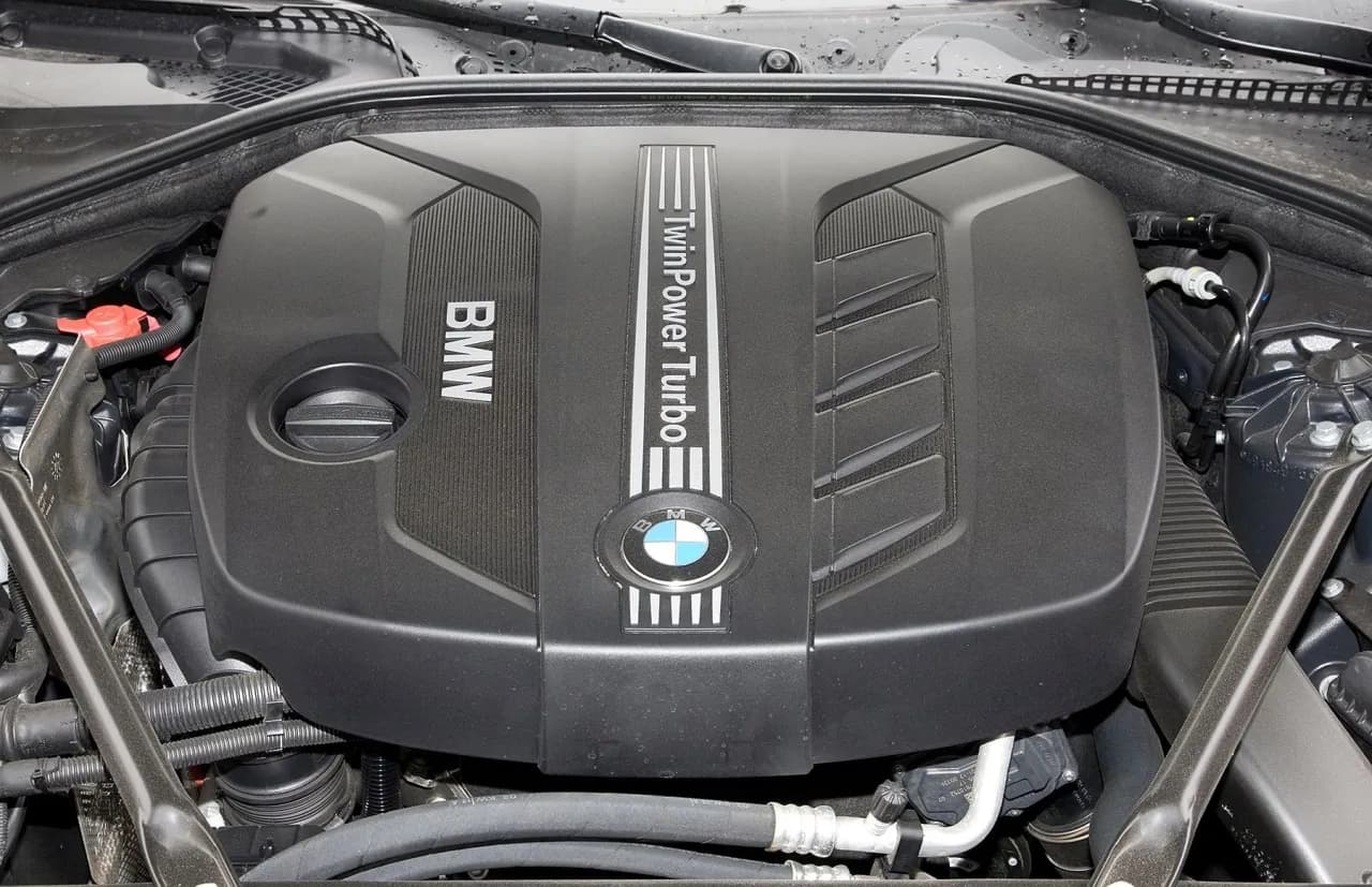 BMW F10: jak wybrać idealny silnik? Porównanie i opinie