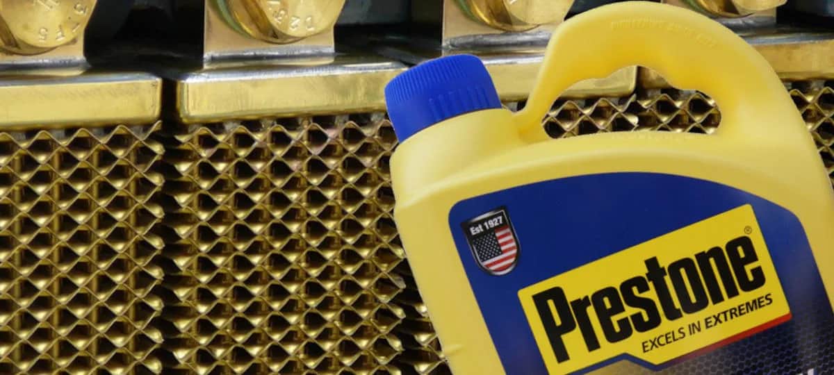 Jaki płyn do chłodnic wybrać, aby uniknąć problemów z silnikiem?