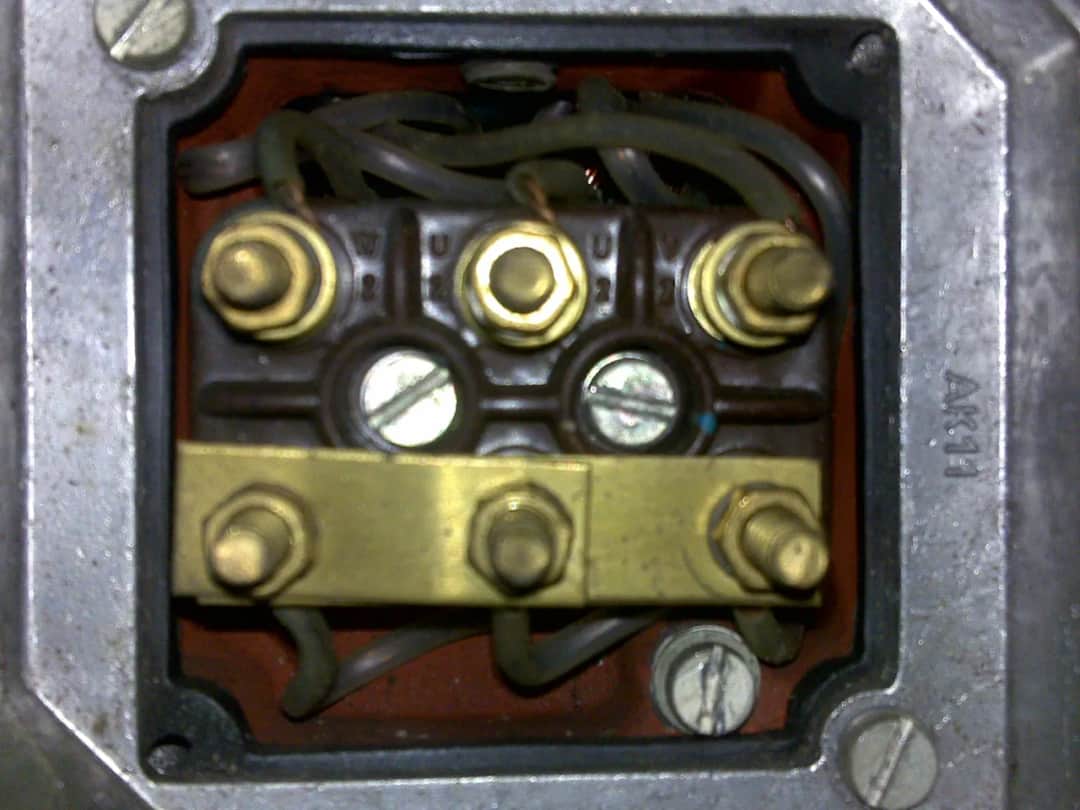 Jak podłączyć silnik 3 fazowy 4 przewody: 7 kluczowych kroków