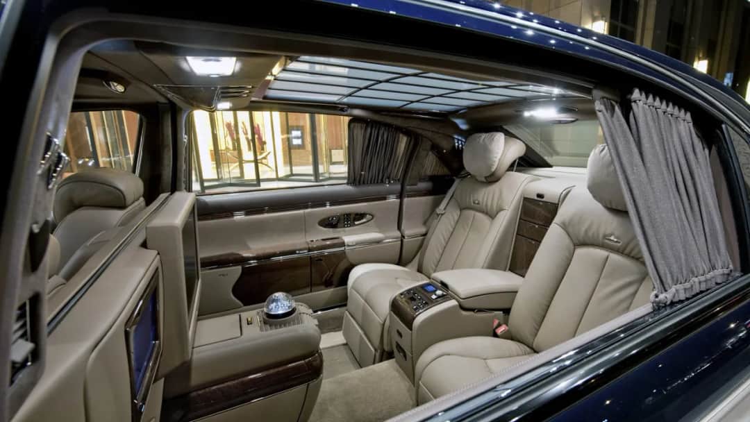 Kierowca limuzyny jak się nazywa? Poznaj tajemnice zawodu szofera