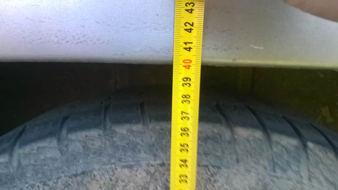 Mocny lift Jeep WJ 2 cale: Unikaj wpadek przy wyborze opon!